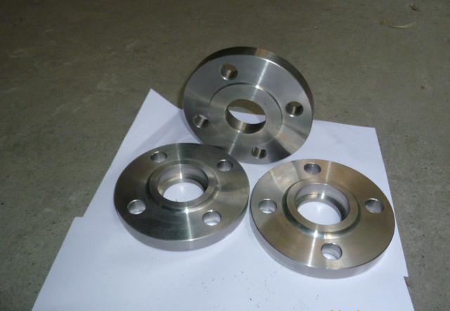 Features of slip on flanges