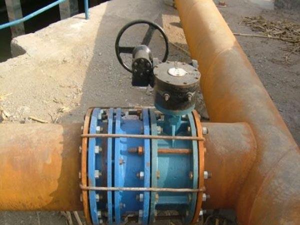 Specification for flange installation on pipes